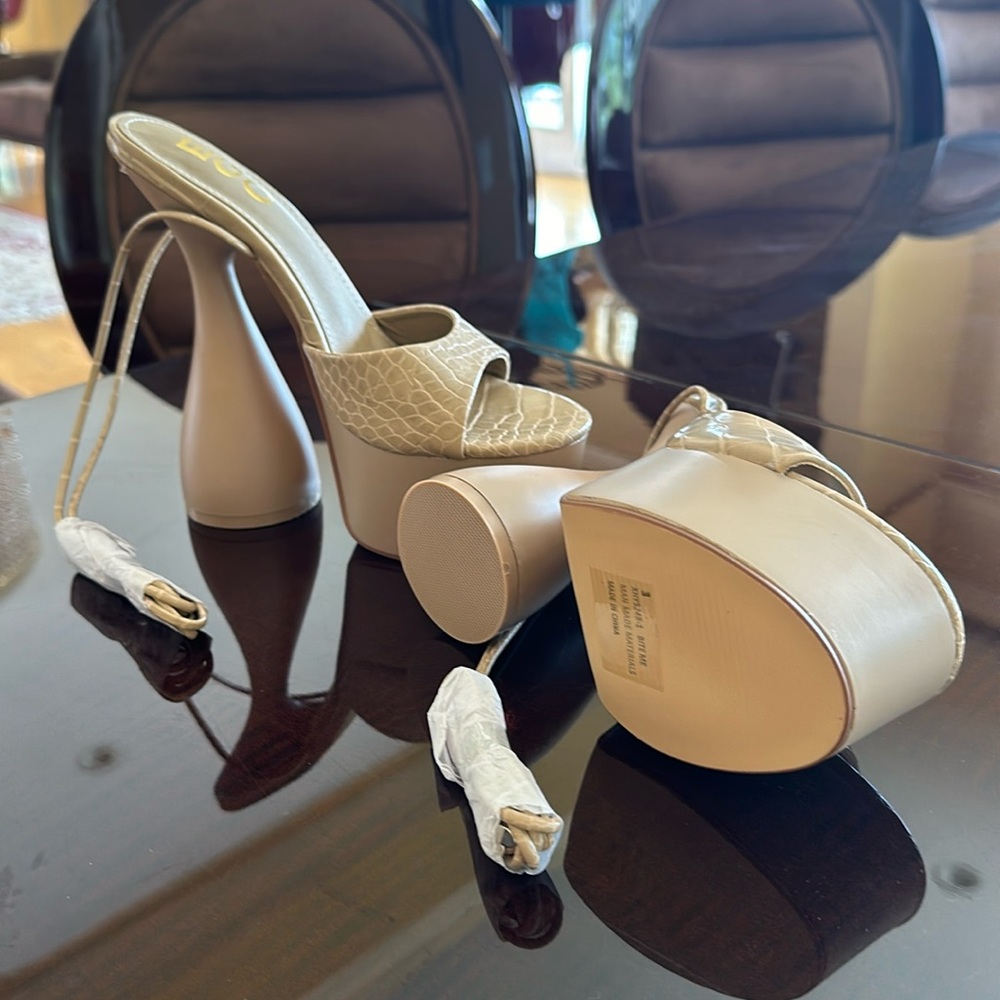 Bite-Me Lace Up Peep Toe Platform Statement Heel In Nude Croc Print Faux Leather